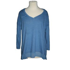 LUQ Nordstrom Casual Knit Shirt V-Neck Blue Lace Shoulder 3/4 Sleeve Large NEW